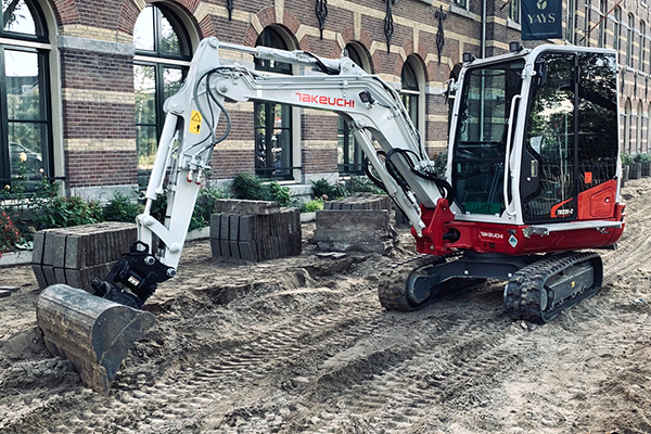 MACHINEVERHUUR NOORD-HOLLAND takeuchi